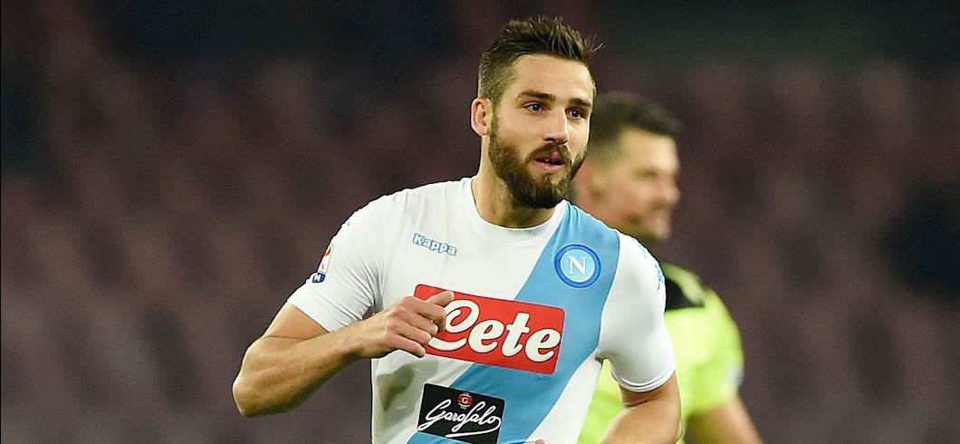 Leonardo Pavoletti ai tempi del Napoli (Getty) Leonardo Pavoletti ai tempi del Napoli (Getty)