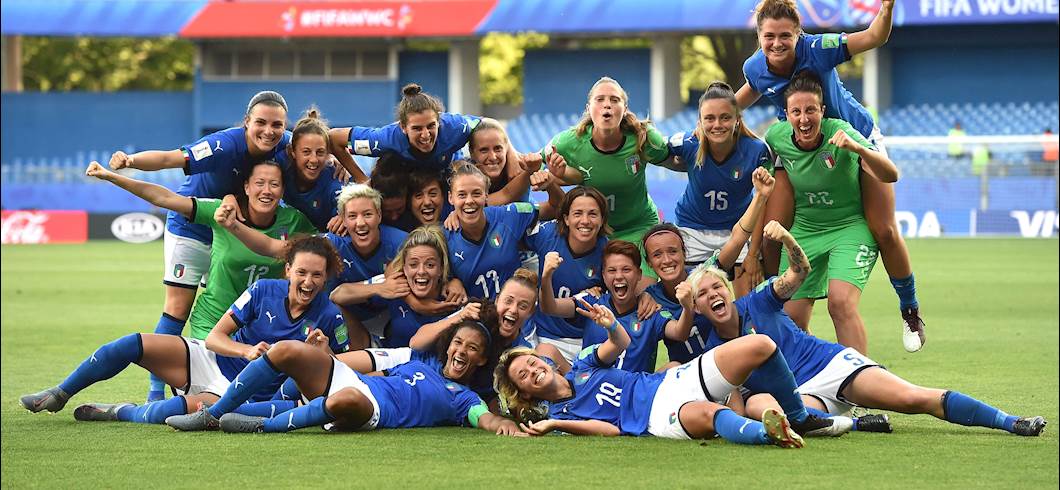 La gioia delle giocatrici azzurre (getty) La gioia delle giocatrici azzurre (getty)