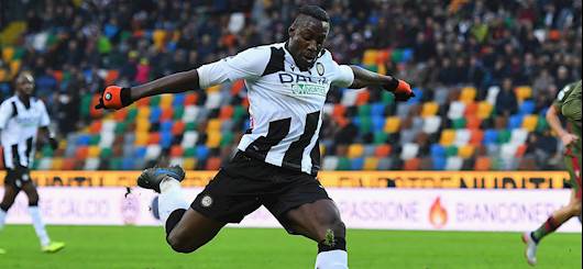 Okaka in azione durante Udinese-Cagliari (Getty) Okaka in azione durante Udinese-Cagliari (Getty)