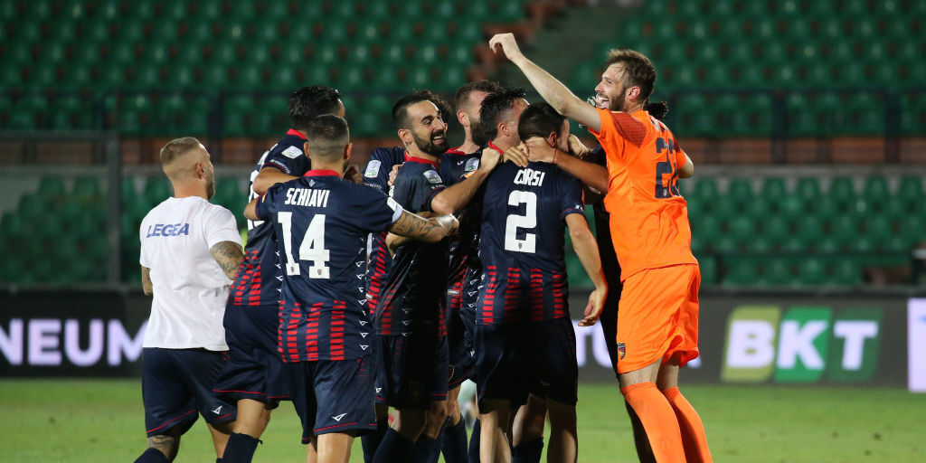Serie B, tutto confermato: il Trapani retrocesso, salvo il Cosenza (Getty Images) Serie B, tutto confermato: il Trapani retrocesso, salvo il Cosenza (Getty Images)