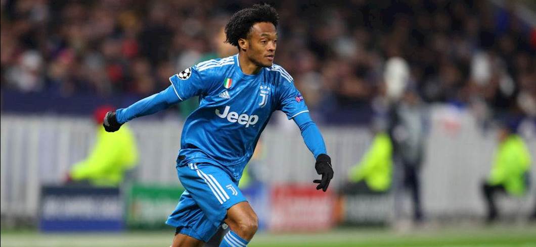 Juventus, in settimana i nuovi tamponi per Alex Sandro e Cuadrado (Getty Images) Juventus, in settimana i nuovi tamponi per Alex Sandro e Cuadrado (Getty Images)