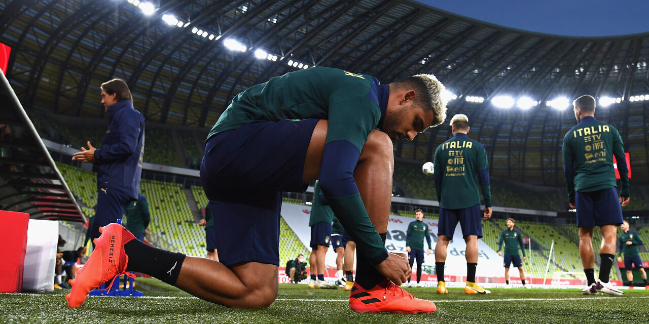 Emerson Palmieri tra Italia e rimpianto-mercato: "Qui cambio mentalmente, mi sento importante..." (Getty Images) Emerson Palmieri tra Italia e rimpianto-mercato: "Qui cambio mentalmente, mi sento importante..." (Getty Images)