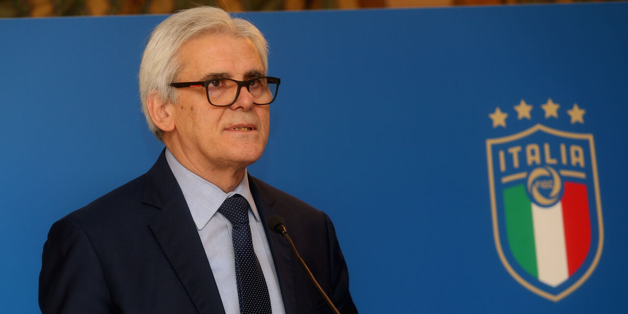 Aia, Nicchi: "Nel 2020 arbitri eroici, pochi errori commessi" (Getty Images) Aia, Nicchi: "Nel 2020 arbitri eroici, pochi errori commessi" (Getty Images)