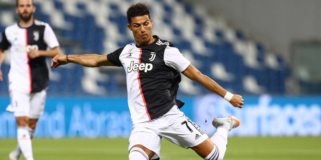 Cristiano Ronaldo, gol da record: il più veloce a quota 50 nell\'era dei 3 punti (Getty Images) Cristiano Ronaldo, gol da record: il più veloce a quota 50 nell\'era dei 3 punti (Getty Images)