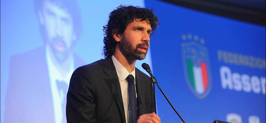 Stipendi, non c\'è accordo con la Lega. L\'AIC: "Vogliamo tornare in campo" (Getty Images) Stipendi, non c\'è accordo con la Lega. L\'AIC: "Vogliamo tornare in campo" (Getty Images)