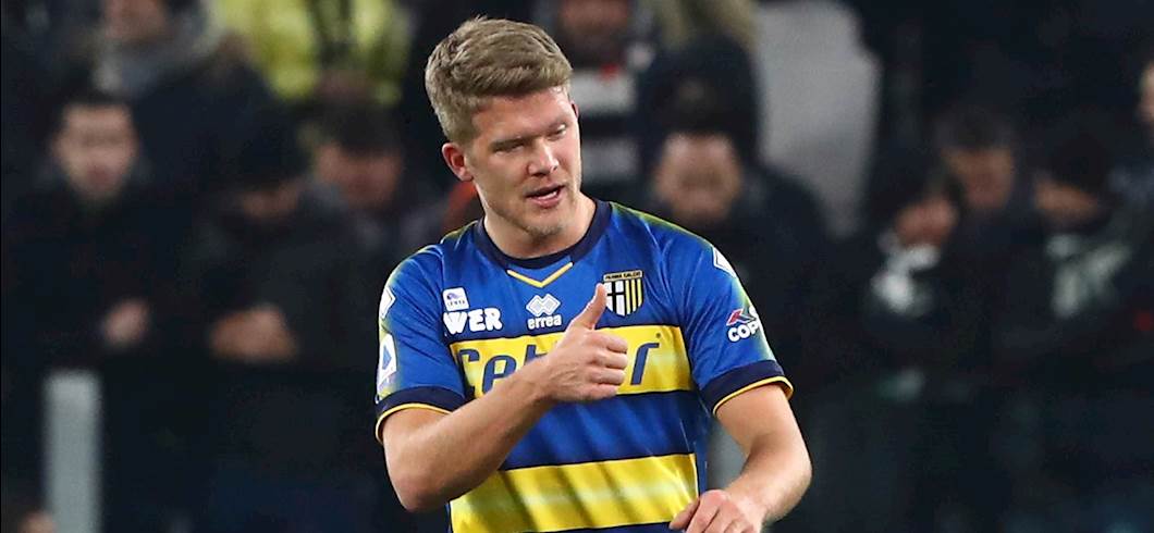 Parma con le ossa rotte dopo il Milan: le condizioni di Cornelius e Alves (Getty Images) Parma con le ossa rotte dopo il Milan: le condizioni di Cornelius e Alves (Getty Images)