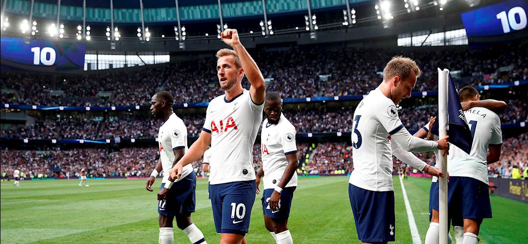 Il Tottenham festeggia (Getty Images) Il Tottenham festeggia (Getty Images)