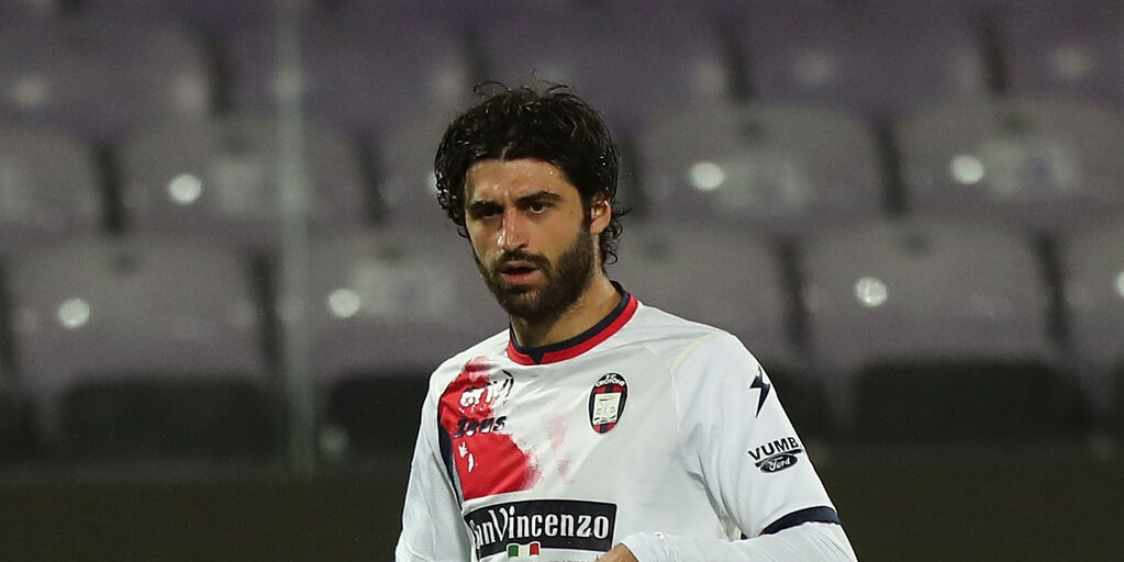 Crotone, col Cagliari l\'ultima spiaggia: Luperto stringe i denti (Getty Images) Crotone, col Cagliari l\'ultima spiaggia: Luperto stringe i denti (Getty Images)