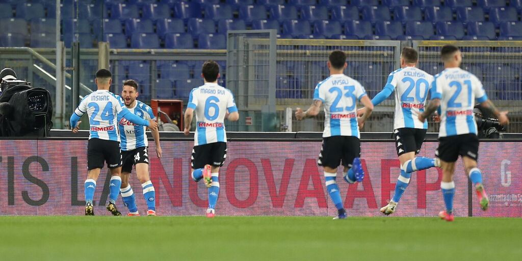 Il Napoli della pandemia si è sdoppiato per farsi avversario di se stesso
(Getty Images) Il Napoli della pandemia si è sdoppiato per farsi avversario di se stesso
(Getty Images)