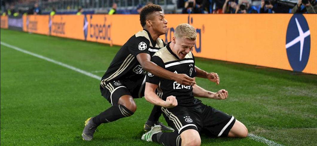 l\'esultanza di Van De Beek (Getty) l\'esultanza di Van De Beek (Getty)