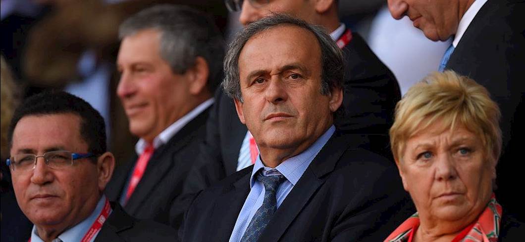 Platini: "Combatto due organizzazioni colluse: giustizia svizzera e la Fifa" (Getty Images) Platini: "Combatto due organizzazioni colluse: giustizia svizzera e la Fifa" (Getty Images)