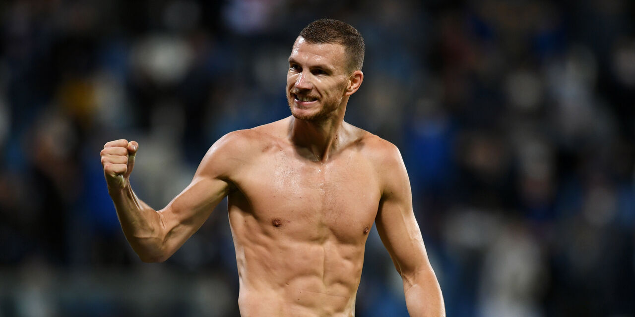 Inter, Dzeko come Ronaldo il Fenomeno! A quanti gol arriverà? (Getty Images) Inter, Dzeko come Ronaldo il Fenomeno! A quanti gol arriverà? (Getty Images)