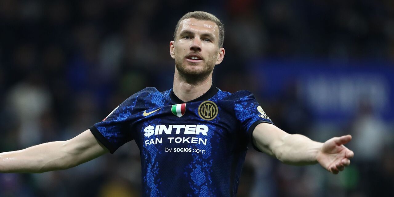 Calciomercato Inter, sfoltire per la Joya: Dzeko, Correa, Sanchez (Getty Images) Calciomercato Inter, sfoltire per la Joya: Dzeko, Correa, Sanchez (Getty Images)