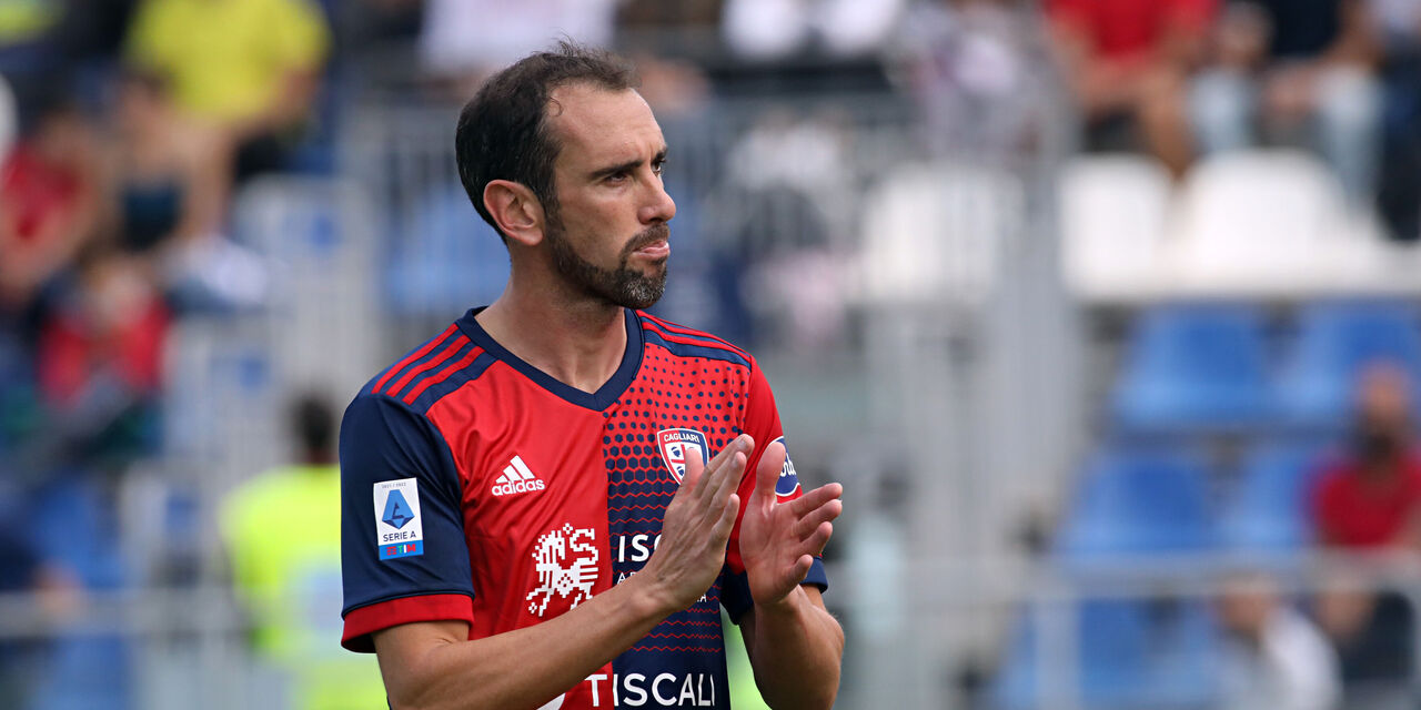 Cagliari, a rischio Godin: per lui infiammazione al tendine rotuleo (Getty Images) Cagliari, a rischio Godin: per lui infiammazione al tendine rotuleo (Getty Images)