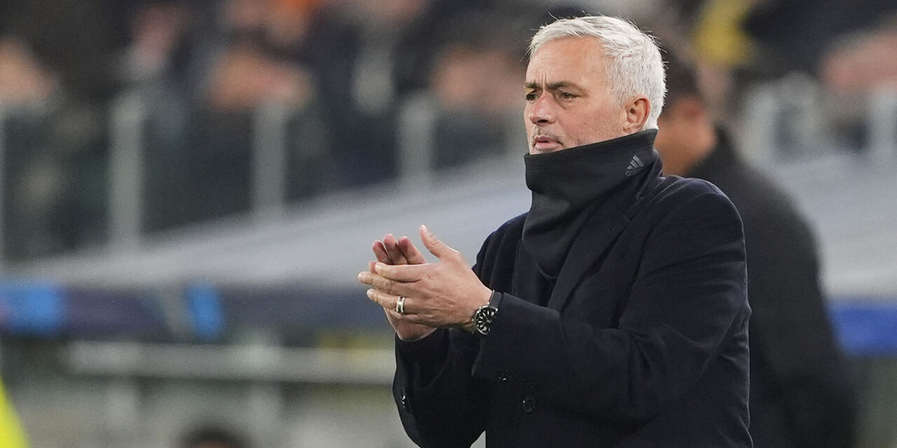 https://content.fantacalcio.it/web/img/large/MOURINHO-da25b2ae-ba12-43c7-aa39-68730651b6f5.jpg