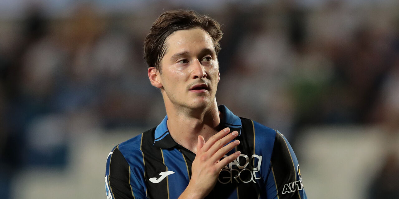 Atalanta, c\'è la fila per Miranchuk a gennaio. Il Genoa però non piace (Getty Images) Atalanta, c\'è la fila per Miranchuk a gennaio. Il Genoa però non piace (Getty Images)