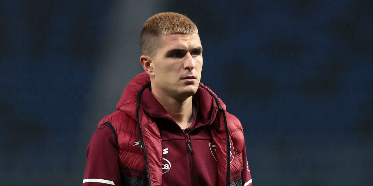https://content.fantacalcio.it/web/img/large/Pirola-5611dcbf-ec1d-4c33-a8bd-669af2fb204e.jpg