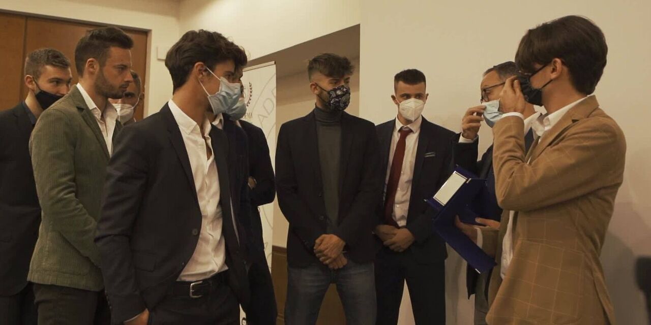 https://www.facebook.com/accademiadellosport/ https://www.facebook.com/accademiadellosport/