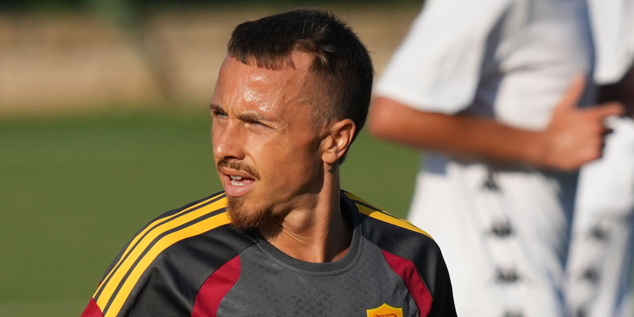 https://content.fantacalcio.it/web/img/large/angelino-8ca8132c-b229-4c59-bb2a-95c6d3c9161c.jpg