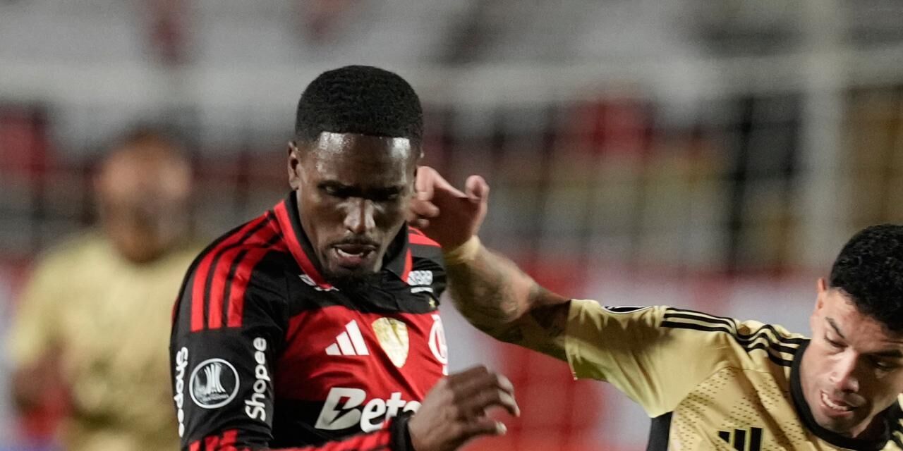 https://content.fantacalcio.it/web/img/large/araujo-35fccedc-6949-42c2-9a20-5709438b86ba.jpg