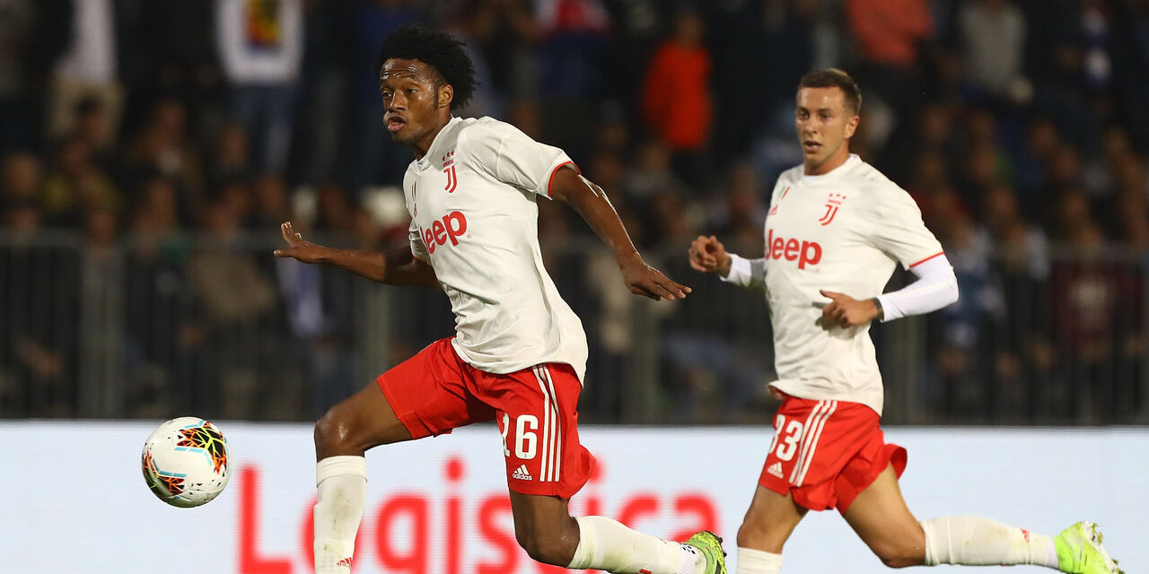 Inter, pensieri bianconeri: con Dybala anche Cuadrado e Bernardeschi (Getty Images) Inter, pensieri bianconeri: con Dybala anche Cuadrado e Bernardeschi (Getty Images)