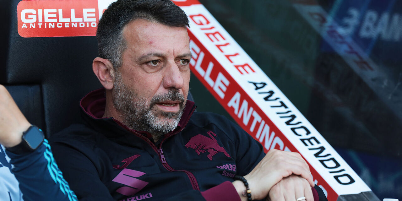 https://content.fantacalcio.it/web/img/large/d'aversa-a80c1672-1897-4b49-8f4c-942103e60506.jpg