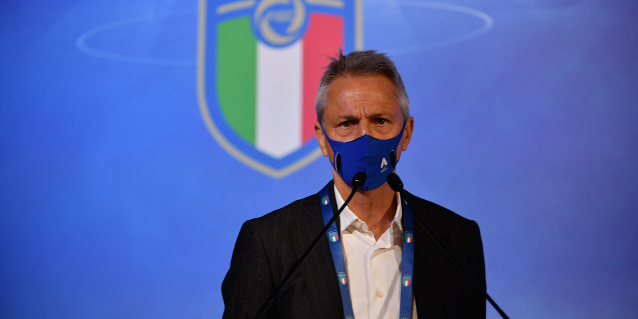Dal Pino: "Serie A ancora a 20 squadre, studiamo VAR contro il razzismo" (Getty Images) Dal Pino: "Serie A ancora a 20 squadre, studiamo VAR contro il razzismo" (Getty Images)