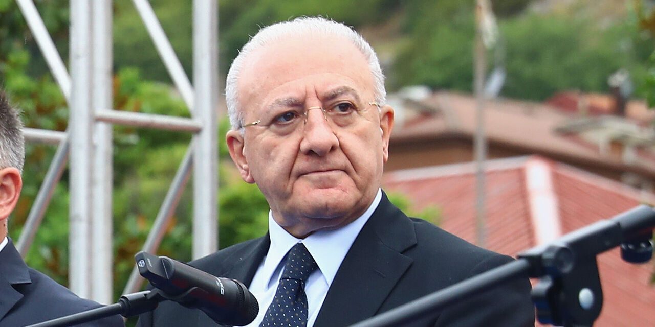 Juventus, De Luca punge Agnelli: "Un disastro, come la Duna" (Getty Images) Juventus, De Luca punge Agnelli: "Un disastro, come la Duna" (Getty Images)