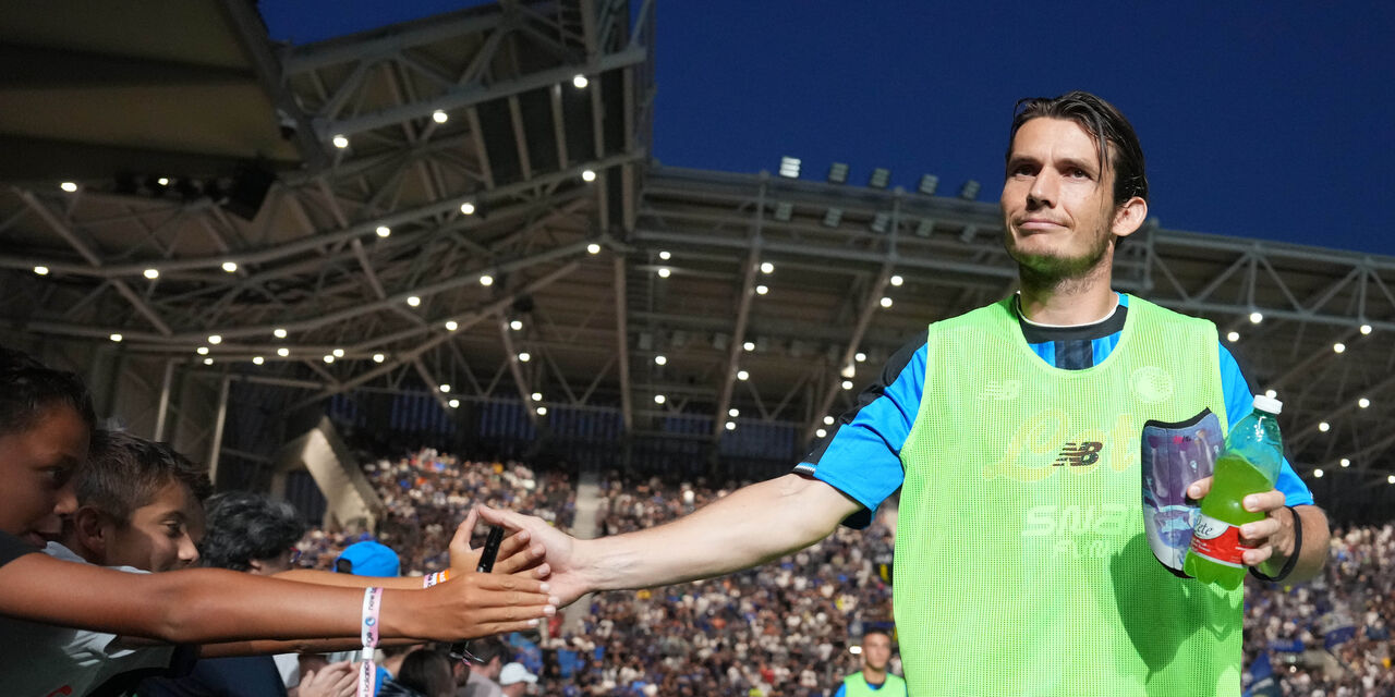 https://content.fantacalcio.it/web/img/large/de-roon-320ca112-dcdb-4f2e-9391-1e51de6effc9.jpg