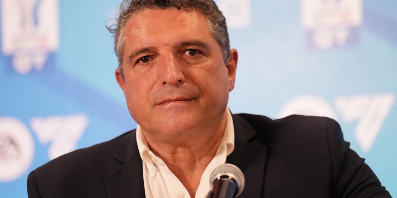 https://content.fantacalcio.it/web/img/large/de-siervo-e6bcc447-d9eb-4c08-b9ac-098831fe4353.jpg