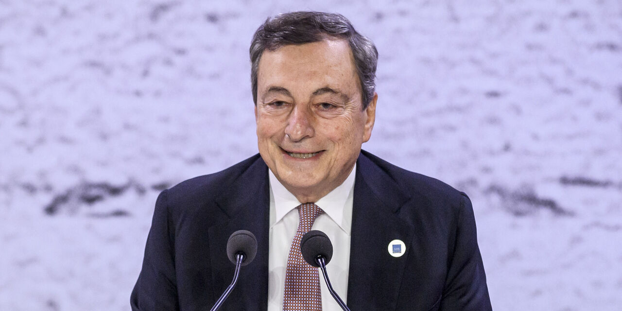 Draghi: "Obbligo vaccinale dai 50enni in poi. Non ci sono i motivi per chiudere tutto" (Getty Images) Draghi: "Obbligo vaccinale dai 50enni in poi. Non ci sono i motivi per chiudere tutto" (Getty Images)