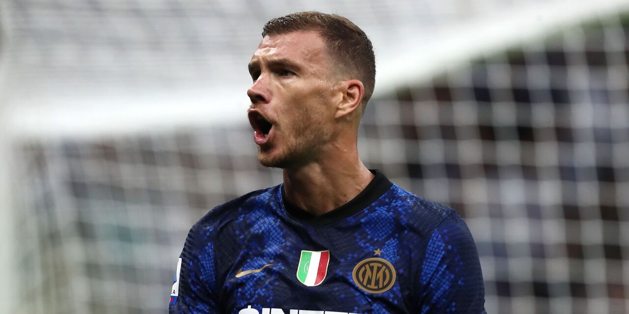 Inter, senti Dzeko: "Noi eredi della Juventus, spero nello scudetto" (Getty Images) Inter, senti Dzeko: "Noi eredi della Juventus, spero nello scudetto" (Getty Images)