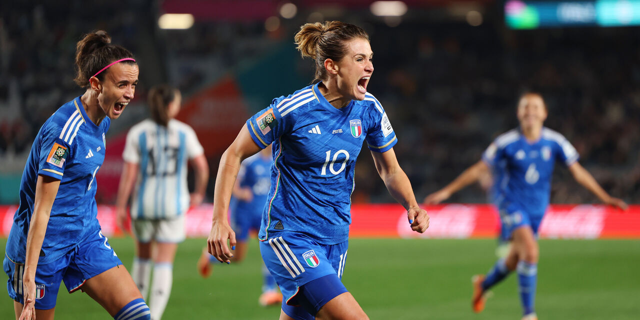 https://content.fantacalcio.it/web/img/large/girelli-29be3d23-4cf6-42ab-8322-c2d0123b016e.jpg