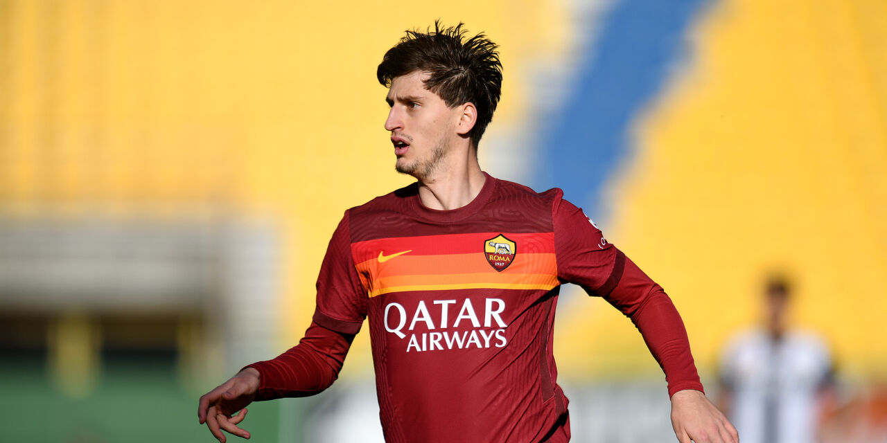 Roma, Kumbulla: "Pronti a rendere orgogliosi i nostri tifosi" (Getty Images) Roma, Kumbulla: "Pronti a rendere orgogliosi i nostri tifosi" (Getty Images)