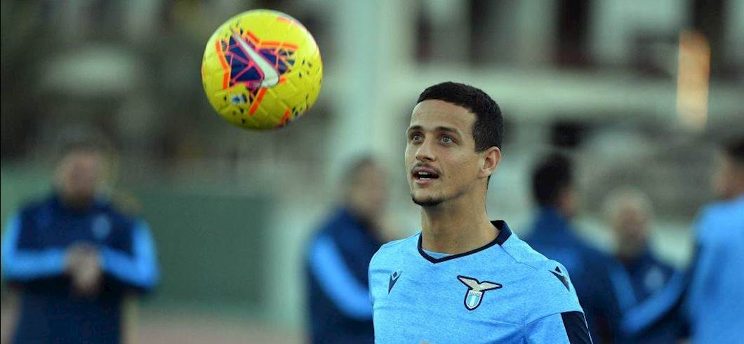 Lazio, Luiz Felipe: "Difesa a 4 diversa, Sarri è top". E su Acerbi e Felipe Anderson... (Getty Images) Lazio, Luiz Felipe: "Difesa a 4 diversa, Sarri è top". E su Acerbi e Felipe Anderson... (Getty Images)
