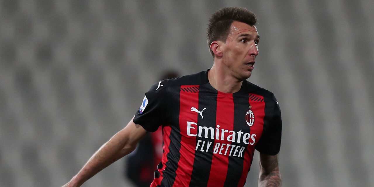 Calciomercato Milan, Mandzukic saluta: "Felice per la Champions" (Getty Images) Calciomercato Milan, Mandzukic saluta: "Felice per la Champions" (Getty Images)