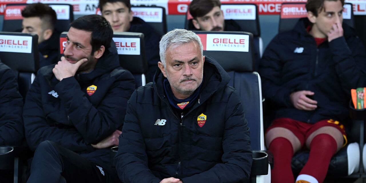 Calciomercato Roma, casting per il regista: due nomi in ballo, sacrificato un big? (Getty Images) Calciomercato Roma, casting per il regista: due nomi in ballo, sacrificato un big? (Getty Images)