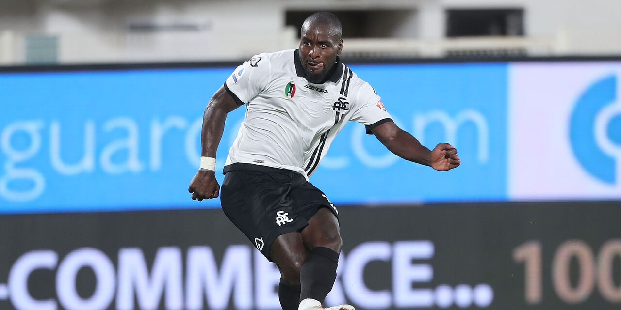 Lo Spezia mette nel mirino il Torino: Nzola più di Salcedo davanti (Getty Images) Lo Spezia mette nel mirino il Torino: Nzola più di Salcedo davanti (Getty Images)