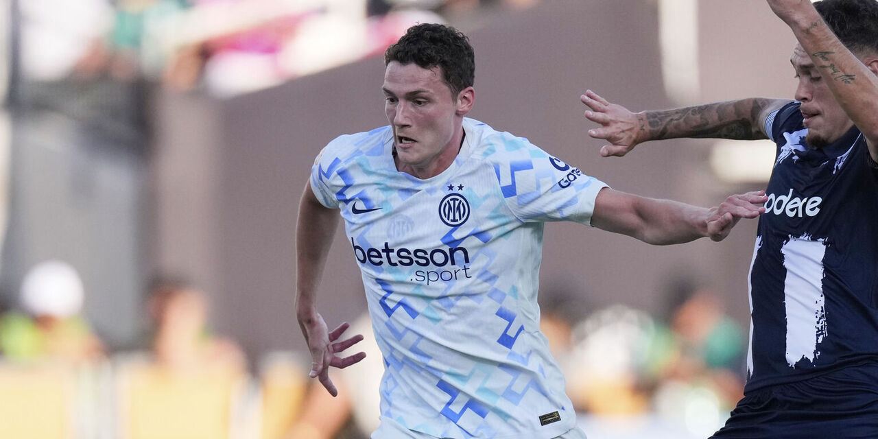 https://content.fantacalcio.it/web/img/large/pavard-de36c8a3-c9b0-4d4f-87e8-aea7453e14de.jpg