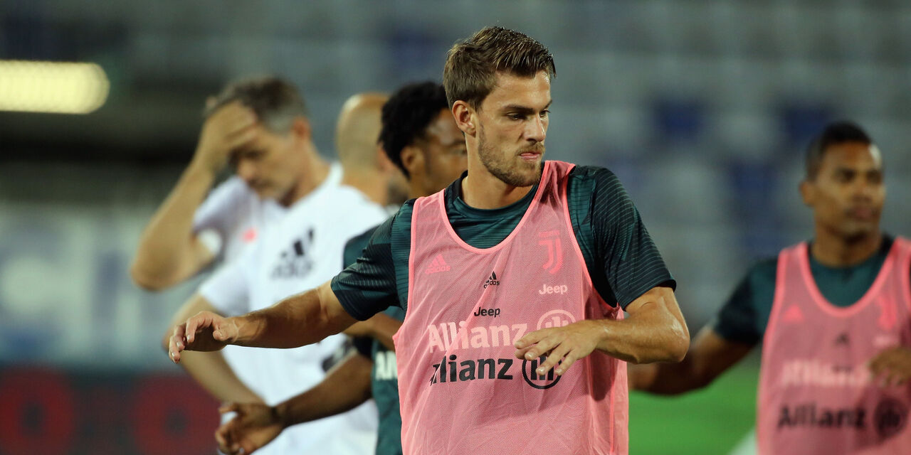 Juventus, ag.Rugani: "Arrivato presto, ma mai cessione definitiva, credono in lui" (Getty Images) Juventus, ag.Rugani: "Arrivato presto, ma mai cessione definitiva, credono in lui" (Getty Images)