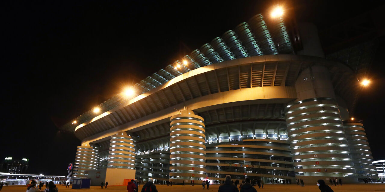 Nuovo stadio, le posizioni di Inter e Milan sono chiare (Getty Images) Nuovo stadio, le posizioni di Inter e Milan sono chiare (Getty Images)