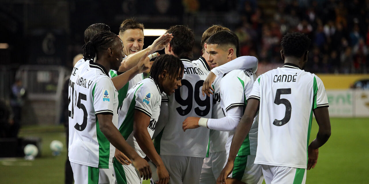 https://content.fantacalcio.it/web/img/large/sassuolo-f572f81d-4ca9-4e2e-858b-f874cd233ba8.jpg