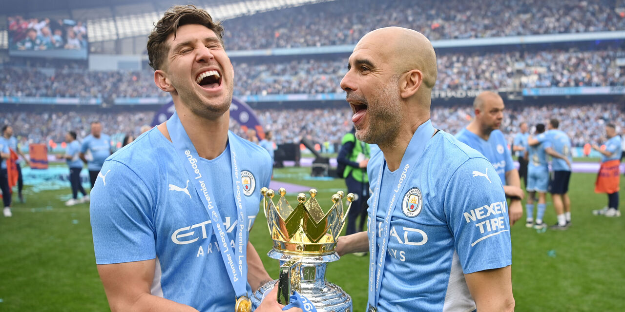 John Stones e Pep Guardiola (Getty Images) John Stones e Pep Guardiola (Getty Images)