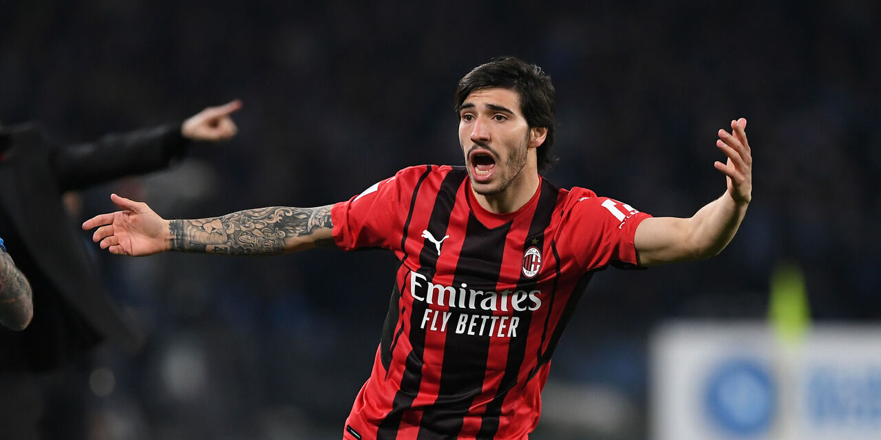 Milan, l\'emozione di Tonali: "Io timido, ma in campo mi trasformo" (Getty Images) Milan, l\'emozione di Tonali: "Io timido, ma in campo mi trasformo" (Getty Images)