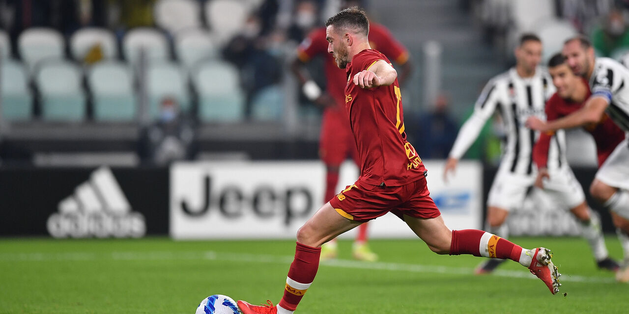 Roma, primo rigore sbagliato da Veretout: infallibile in giallorosso (Getty Images) Roma, primo rigore sbagliato da Veretout: infallibile in giallorosso (Getty Images)