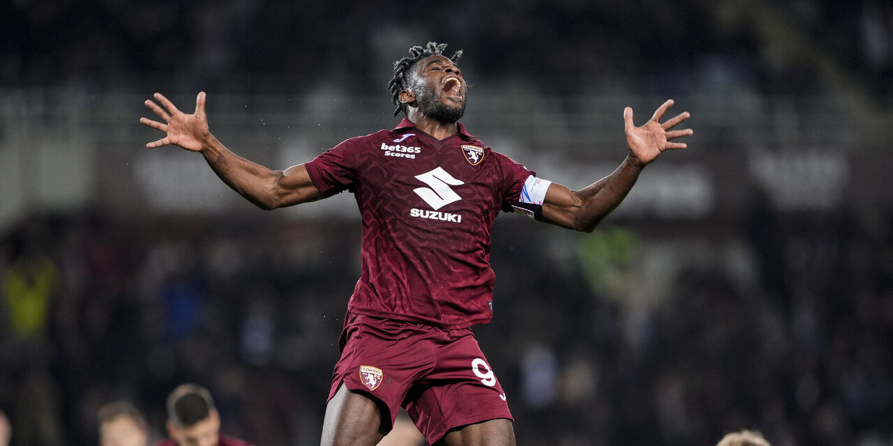 https://content.fantacalcio.it/web/img/large/zapata-a6ddced2-c4a7-4e44-9d2b-b61d7a2d55d6.jpg