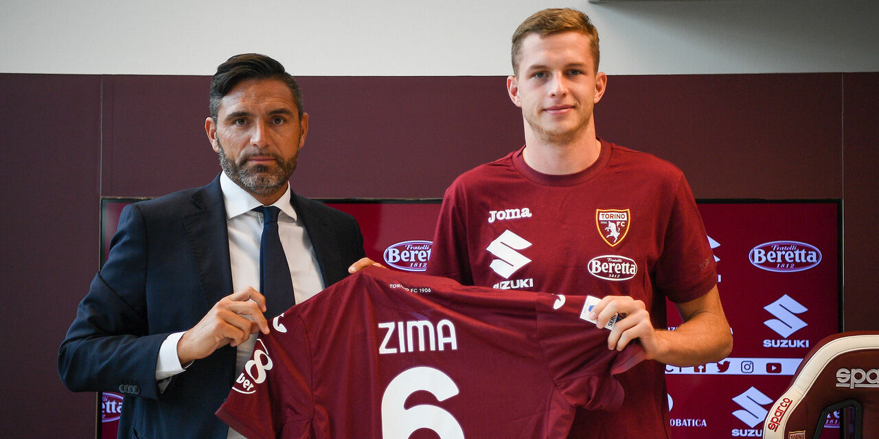 Torino, Zima: "Posso giocare in tutti i ruoli della difesa" (fonte: twitter.com/TorinoFC_1906) Torino, Zima: "Posso giocare in tutti i ruoli della difesa" (fonte: twitter.com/TorinoFC_1906)