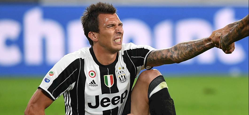 Copertina: Juventus - Chievo: le ultime su Higuain, Dybala, Sorrentino, Khedira, De Guzman, Mandzukic e...