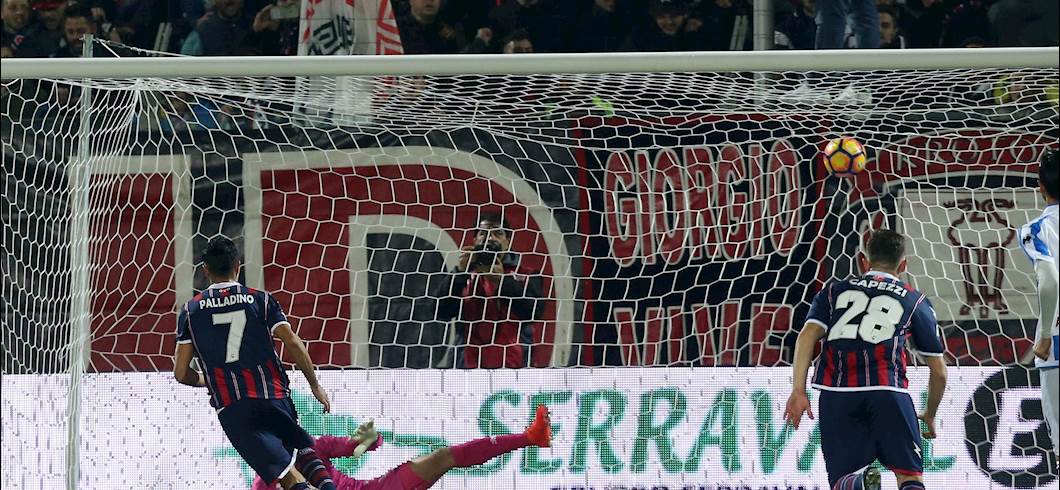 Copertina: Cordaz-Ferrari, Crotone sogna e crede nel miracolo. Incubo Pescara, ancora un rigore decisivo sbagliato 