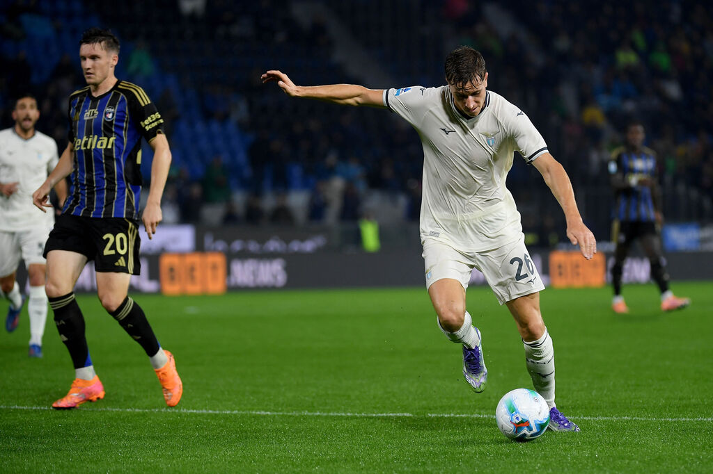 Pisa - Lazio 0-0, il sinistro di Basic che verrà disinnescato da Semper (Getty)